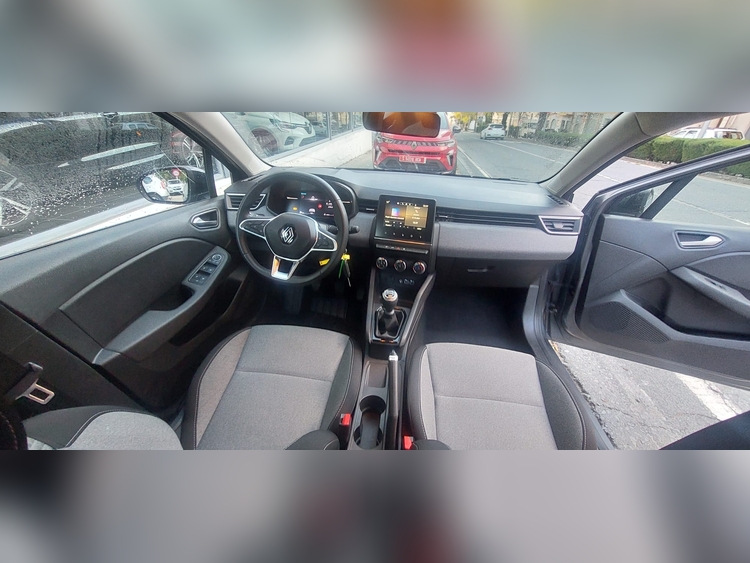 Renault Clio 1.0 90CV foto 8